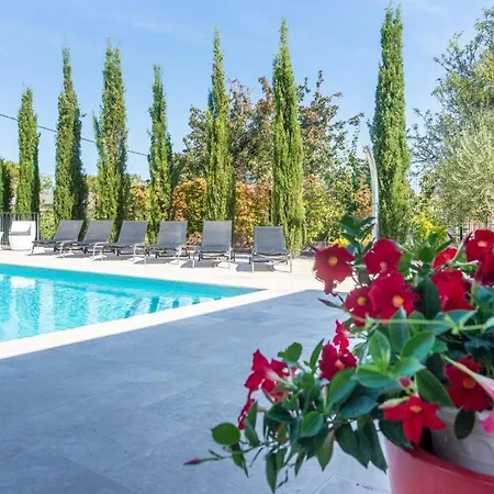 Les Chanteurs Villa *